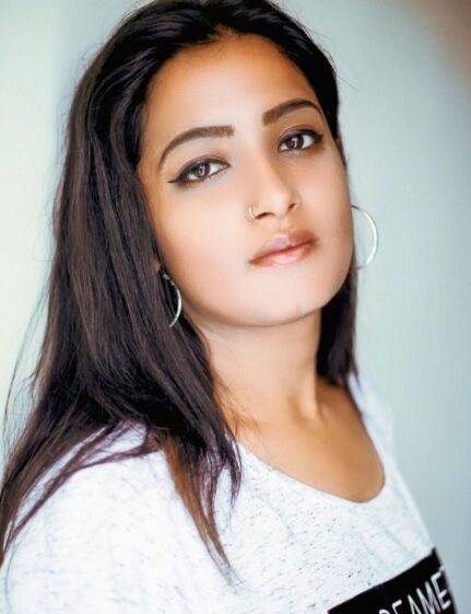 MV5BMDIwNGUwYTktNjQ4Yi00NjZiLThlMjItZmQwNDE2NmU5ODE0XkEyXkFqcGc@._V1_