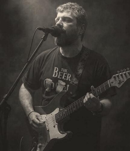 Hanez Patel, Lead Guitar & Vocals