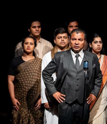 Main Pal Do pal Ka Shayar Hoon - Play directed by Danish Husain_1