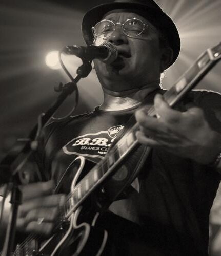 Subhash Kamath Lead Vocals & Rhythm Guitar