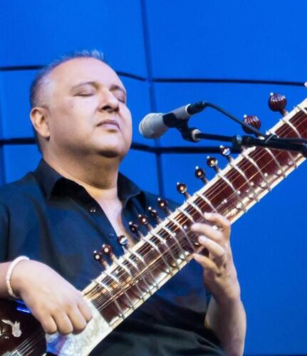 Ustad Shujaat Khan_1